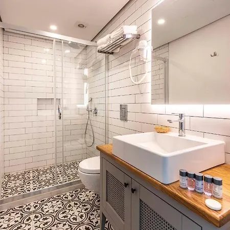 Yerli Alacati Ciftlikkoyu