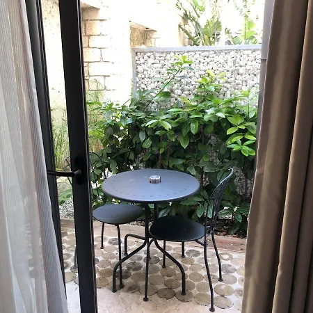 Otel Yerli Alacati 2*