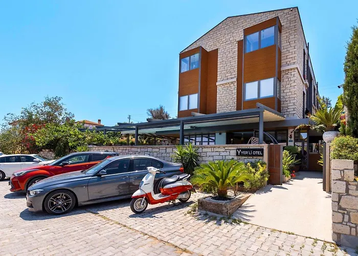 Yerli Alacati Hotel Ciftlikkoyu